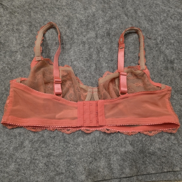 Felina Lace Bralette in Coral - Picture 2 of 6